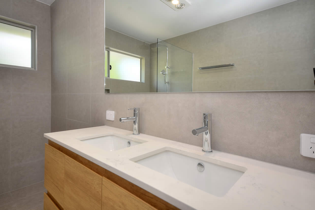 Ensuite Vanity Layout Currumbin Waters